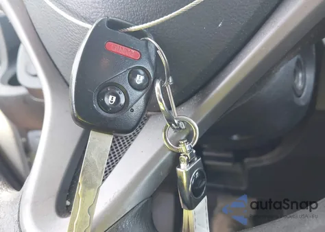 2011 Honda Fit from USA, damaged, VIN JHMGE8H30BC005325